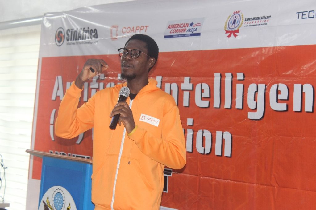 Samuel Odusanya taking his session at the AI Revolution Students Program Bootcamp